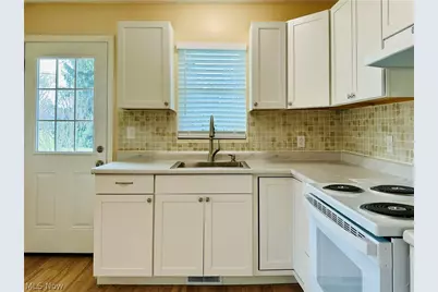 4913 Dunsmore Avenue, Ashtabula, OH 44004 - Photo 11