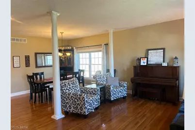 730 57th Street, Vienna, WV 26105 - Photo 3