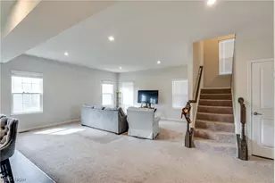 2326 Orchard Cir, Ravenna, OH 44266 - Photo 7