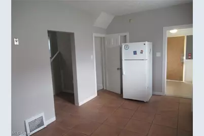 5137 Miller Avenue, Maple Heights, OH 44137 - Photo 9