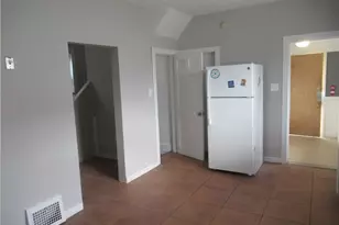 5137 Miller Ave, Maple Heights, OH 44137 - Photo 9