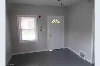 5137 Miller Avenue, Maple Heights, OH 44137 - Photo 5