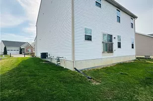 8721 Summer Wind Ln, Mentor, OH 44060 - Photo 3