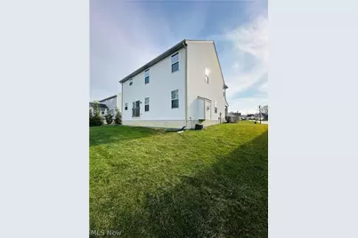 8721 Summer Wind Lane, Mentor, OH 44060 - Photo 5