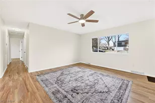 1424 Roosevelt Ave, Brunswick, OH 44212 - Photo 5