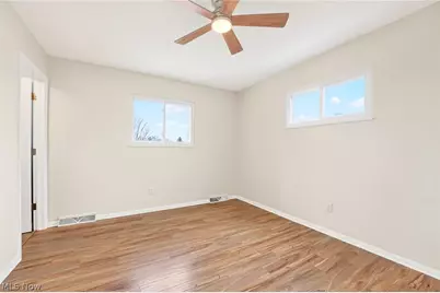 1424 Roosevelt Avenue, Brunswick, OH 44212 - Photo 13