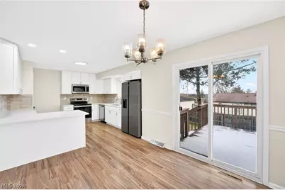 1424 Roosevelt Avenue, Brunswick, OH 44212 - Photo 11