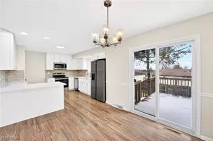 1424 Roosevelt Ave, Brunswick, OH 44212 - Photo 11