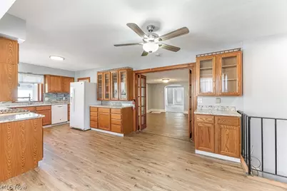 85 Maple Drive, Hudson, OH 44236 - Photo 5