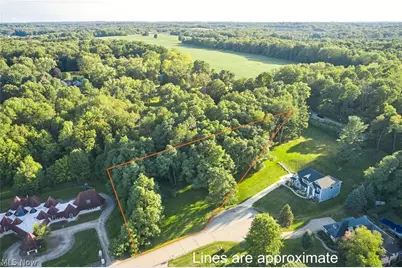 4872 Autumn Leaves Drive, Akron, OH 44333 - Photo 1