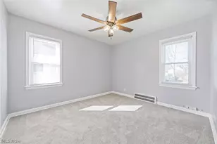 1206 Lander Rd, Mayfield Heights, OH 44124 - Photo 19