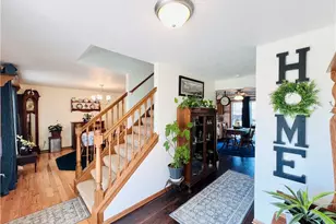 2484 Fox Wood Dr, Ashland, OH 44805 - Photo 7