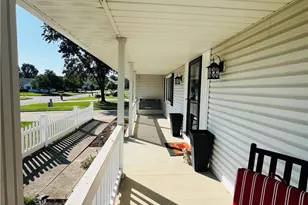 2484 Fox Wood Dr, Ashland, OH 44805 - Photo 3