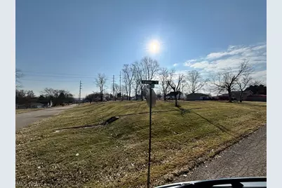 2022 Tanner Avenue SW, Canton, OH 44706 - Photo 5