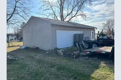 2022 Tanner Avenue SW, Canton, OH 44706 - Photo 3