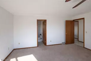 8920 York Rd, North Royalton, OH 44133 - Photo 15