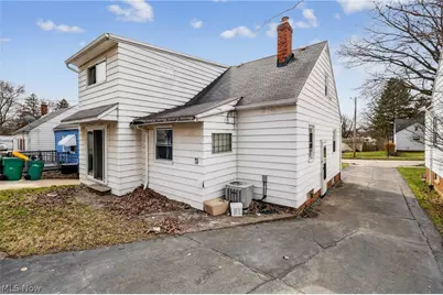 5571 Oakwood Avenue, Maple Heights, OH 44137 - Photo 35