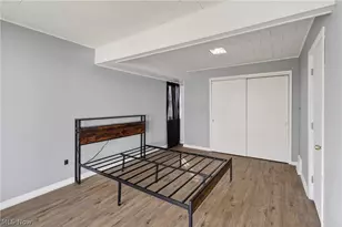 5571 Oakwood Ave, Maple Heights, OH 44137 - Photo 23