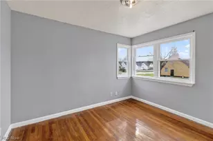 5571 Oakwood Ave, Maple Heights, OH 44137 - Photo 25