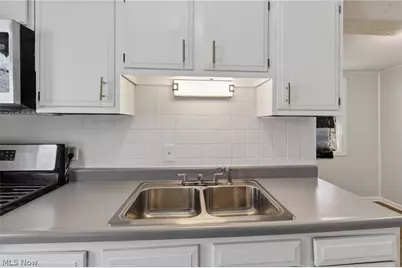 5571 Oakwood Avenue, Maple Heights, OH 44137 - Photo 15