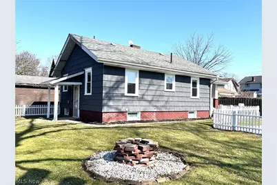 1825 Bernice Court NE, Canton, OH 44705 - Photo 5