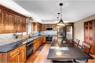 2960 Millgate Drive, Willoughby Hills, OH 44094 - Photo 5