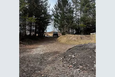 6589 Hathaway Road, Valleyview, OH 44125 - Photo 5