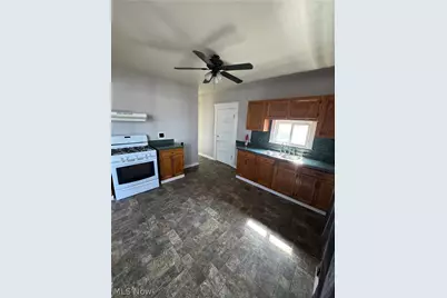 9316 Raymond Avenue, Loveland, OH 44104 - Photo 5