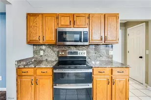 25 Willow Bend Dr, Canfield, OH 44406 - Photo 9