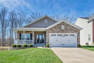 10458 Dogwood Dr, Aurora, OH 44202 - Photo 3