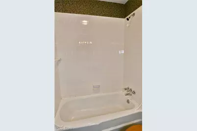 8391 Squires Lane NE, Warren, OH 44484 - Photo 23