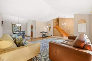 32420 Tracy Ln, Solon, OH 44139 - Photo 5