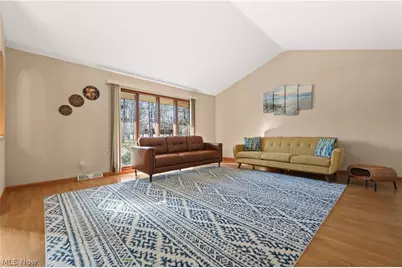 32420 Tracy Lane, Solon, OH 44139 - Photo 3