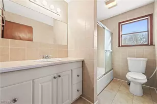 32420 Tracy Ln, Solon, OH 44139 - Photo 25