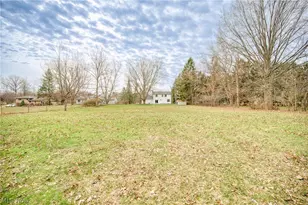 30825 Miller Ave, Willoughby Hills, OH 44092 - Photo 33