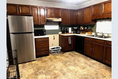 166 Oak Knoll, Niles, OH 44446 - Photo 3