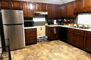 166 Oak Knoll, Niles, OH 44446 - Photo 3