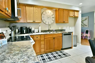 203 Aldrich Road, Austintown, OH 44515 - Photo 15