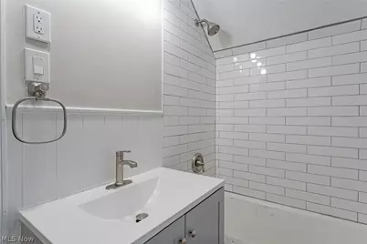 3686 Randolph Road, Cleveland Heights, OH 44121 - Photo 23