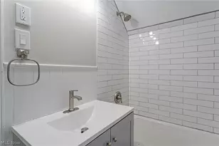 3686 Randolph Rd, Cleveland Heights, OH 44121 - Photo 23