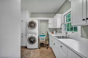 10360 Sawmill Dr, Chardon, OH 44024 - Photo 25