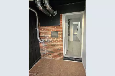 25600 Country Club Boulevard #12, North Olmsted, OH 44070 - Photo 21