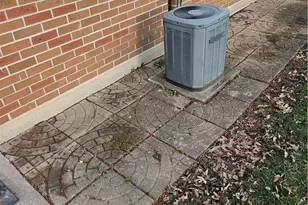 25600 Country Club Blvd, North Olmsted, OH 44070 - Photo 5