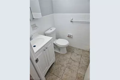 25600 Country Club Boulevard #12, North Olmsted, OH 44070 - Photo 43