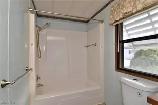 5 Michael Dr, Olmsted Twp, OH 44138 - Photo 15