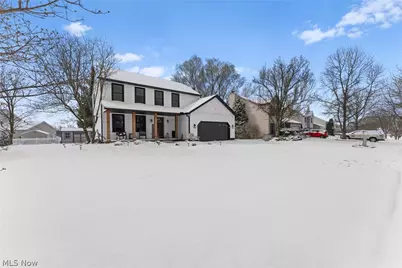 681 Oakcrest Drive, Wadsworth, OH 44281 - Photo 7