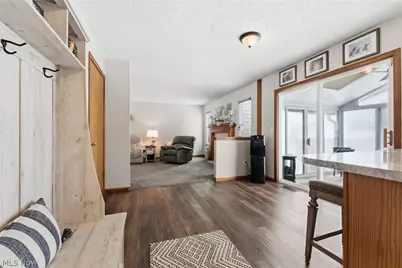 681 Oakcrest Drive, Wadsworth, OH 44281 - Photo 21