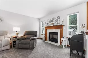 681 Oakcrest Dr, Wadsworth, OH 44281 - Photo 17