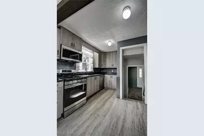 1406 22nd Street NW, Canton, OH 44709 - Photo 5