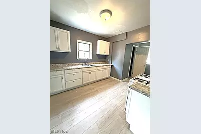 877 Hammel Street, Akron, OH 44306 - Photo 3